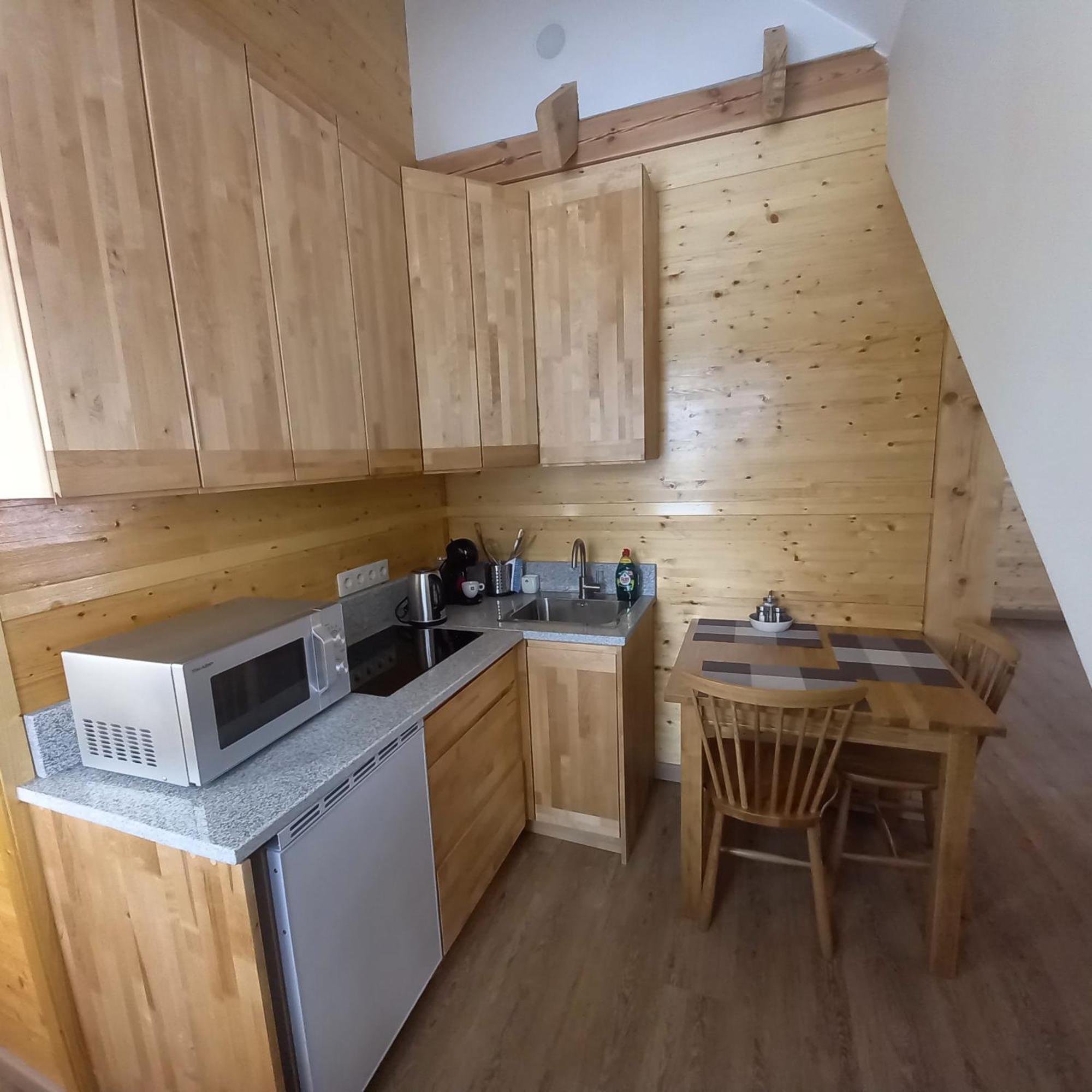 S Neries 19 Apartamentai Su Parkingu Šiauliai المظهر الخارجي الصورة