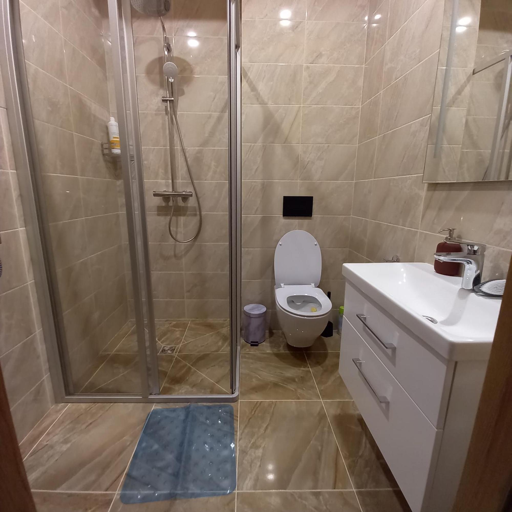 S Neries 19 Apartamentai Su Parkingu Šiauliai الغرفة الصورة